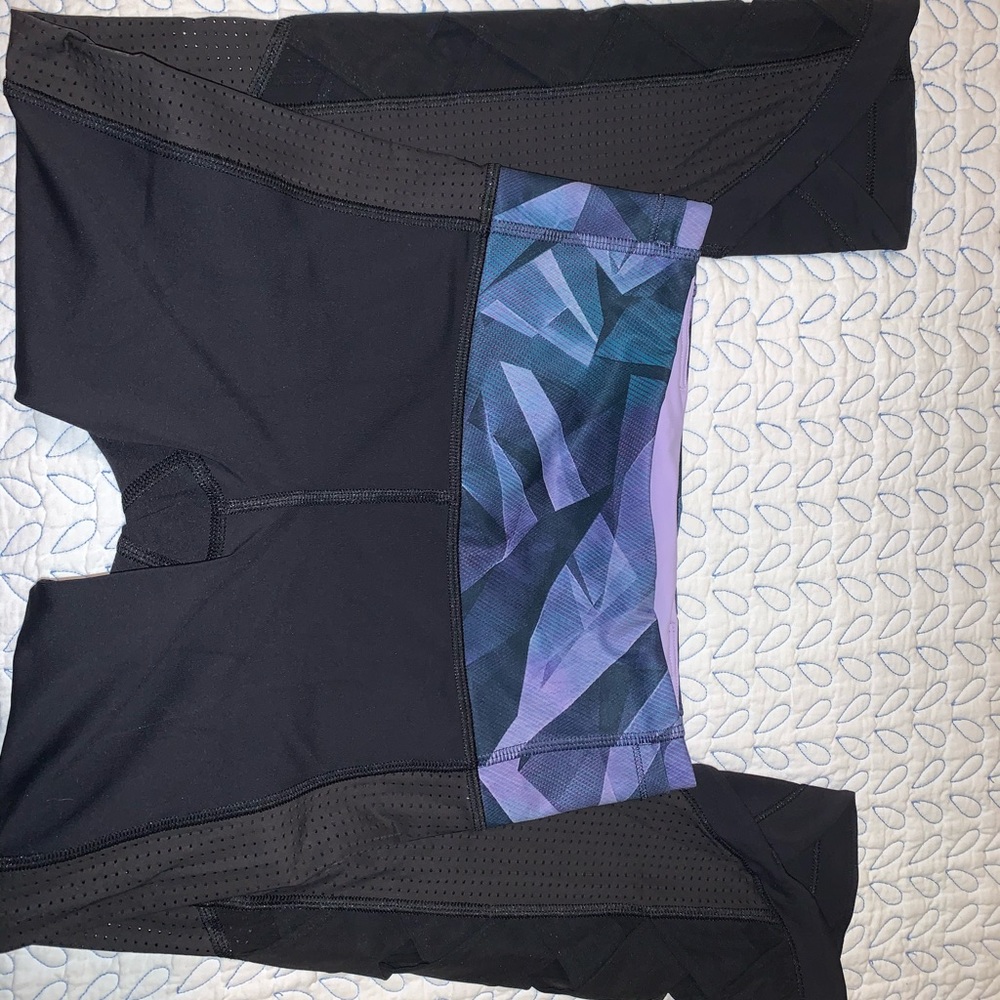 Black high waisted lululemon leggings